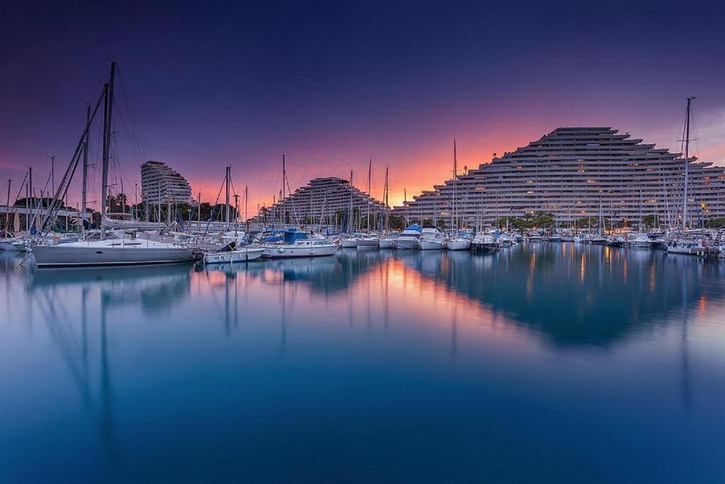 Superbe Appartement A 300M De La Plage, Rdc - Fame Marina Baie Des Anges ヴィルヌーヴ・ルベ エクステリア 写真