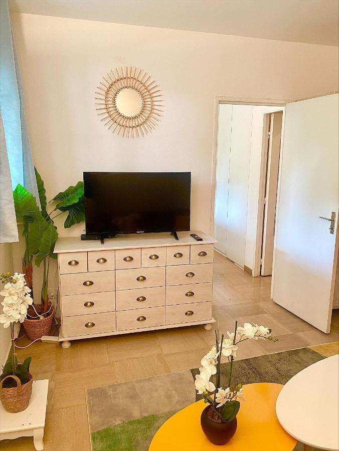 Superbe Appartement A 300M De La Plage, Rdc - Fame Marina Baie Des Anges ヴィルヌーヴ・ルベ エクステリア 写真